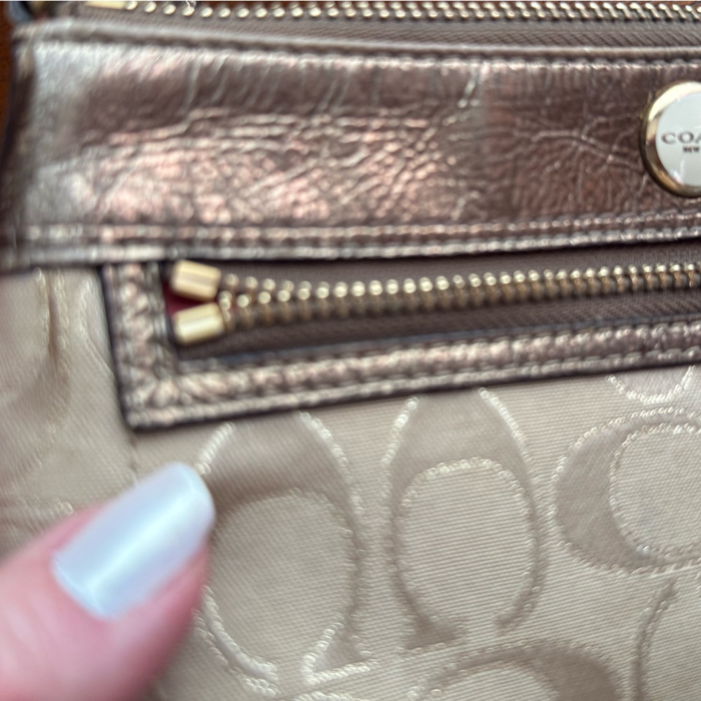 Coach Signature C Canvas W/Gold Metallic Leather Trim Wristlet - Picture 2 of 15